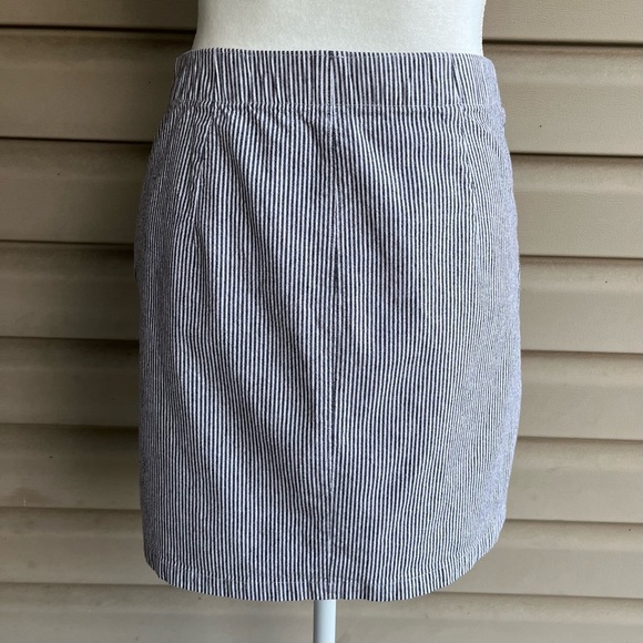 •Hollister• Railroad Striped Mini Skirt - Size Medium - Picture 5 of 7